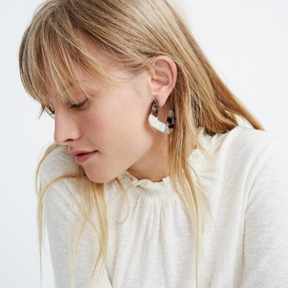 Madewell Resin Colorblock Square Hoop Earrings - Picture 2 of 2